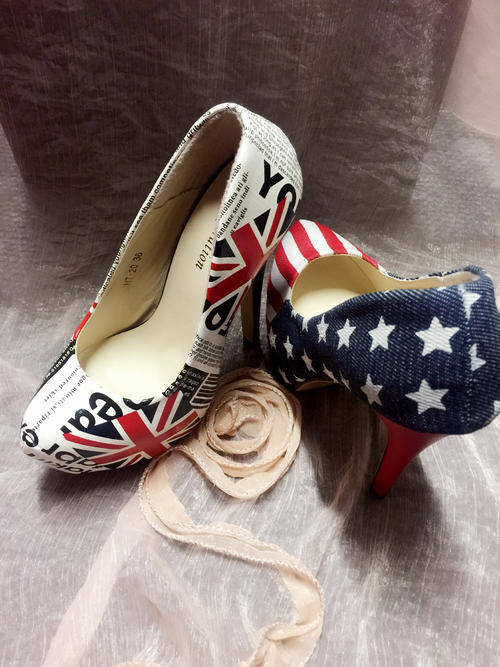 Limited Stock! Stunning Flag Style High Heel, 2 styles available size 2.5-4 (size 35-37)